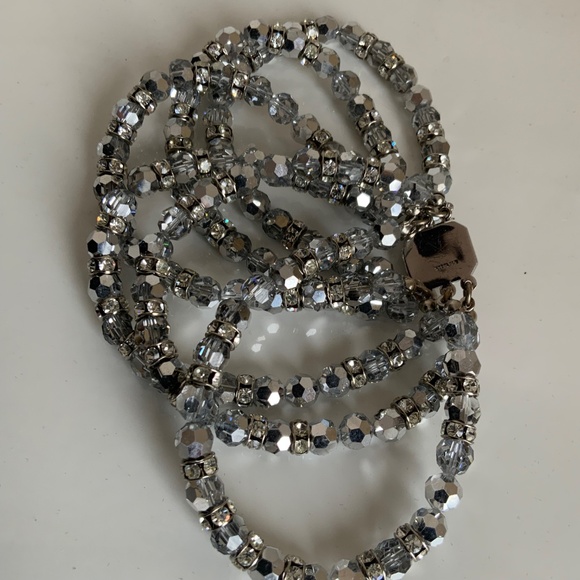 Rhinestone and grey silver tone crystals sterling stretch bracelet - Picture 5 of 5